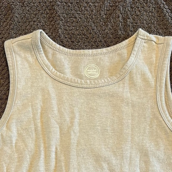 Set of 3 boys shirts, 1 tank, 2 t-shirt great condition! - Picture 5 of 7